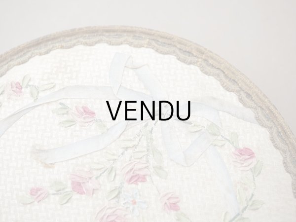 画像4: ＊蚤の市＊アンティーク 薔薇＆リボンのガーランドのお菓子箱  (4)