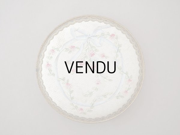 画像2: ＊蚤の市＊アンティーク 薔薇＆リボンのガーランドのお菓子箱  (2)