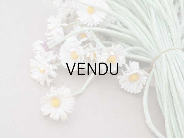 画像9: アンティーク デイジーの布花 大きなブーケ 約80輪 (9)