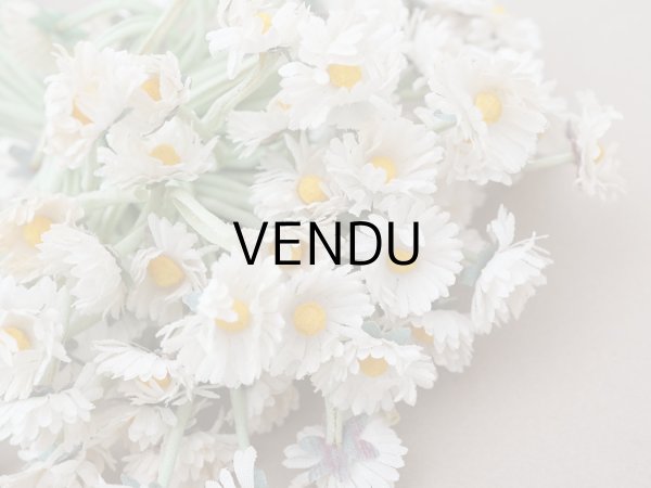 画像6: アンティーク デイジーの布花 大きなブーケ 約80輪 (6)