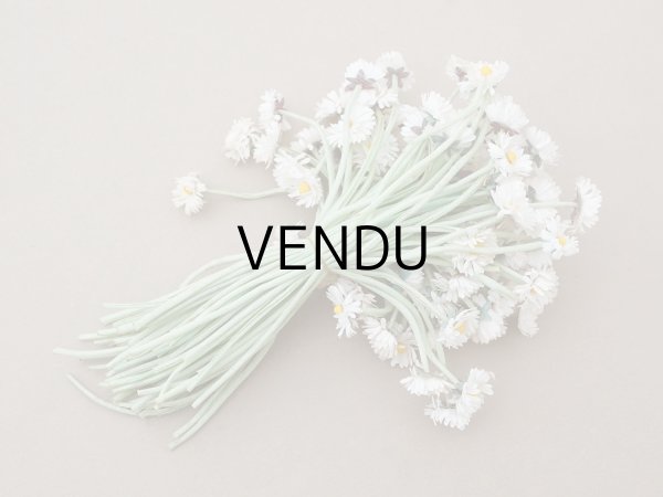 画像8: アンティーク デイジーの布花 大きなブーケ 約80輪 (8)