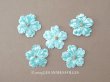 画像1: アンティーク 布花材料 ベルベットの花びら 花芯付き 5ピースのセット 約4cm 布花 スカイブルー (1)
