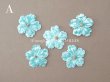 画像2: アンティーク 布花材料 ベルベットの花びら 花芯付き 5ピースのセット 約4cm 布花 スカイブルー (2)
