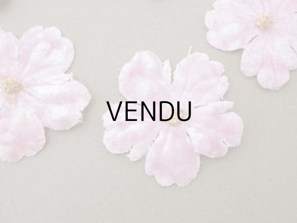 画像3: アンティーク 布花材料 ベルベットの花びら 花芯付き 5ピースのセット 約4cm 布花 ピンク (3)