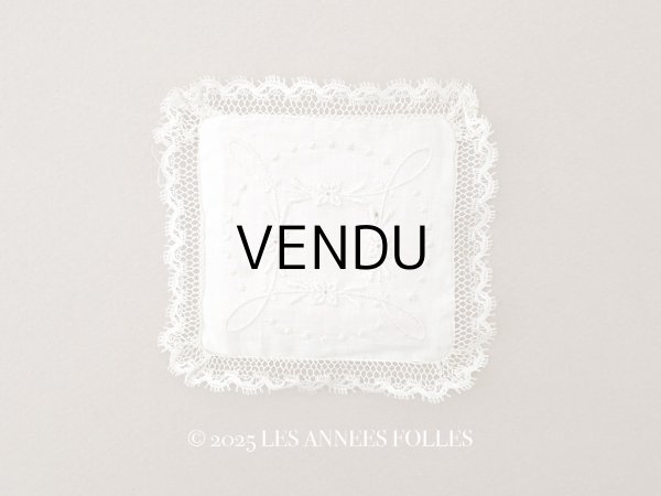 画像1: アンティーク  花刺繍のカバー付き シルク製 サシェ 香り袋 小さなクッション パウダーピンク  (1)