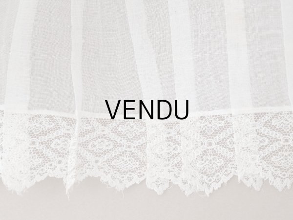 画像6: アンティーク 幅広 ドレスの裾  2段のプリーツ入り レース付 1.86m 24cm幅 コットンオーガンジー (6)