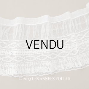 画像: アンティーク 幅広 ドレスの裾  プリーツ入り レース 3.7m 23cm幅 