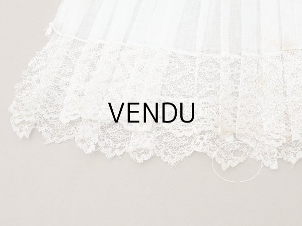 画像12: アンティーク 幅広 ドレスの裾  2段のプリーツ入り レース付 1.86m 24cm幅 コットンオーガンジー (12)