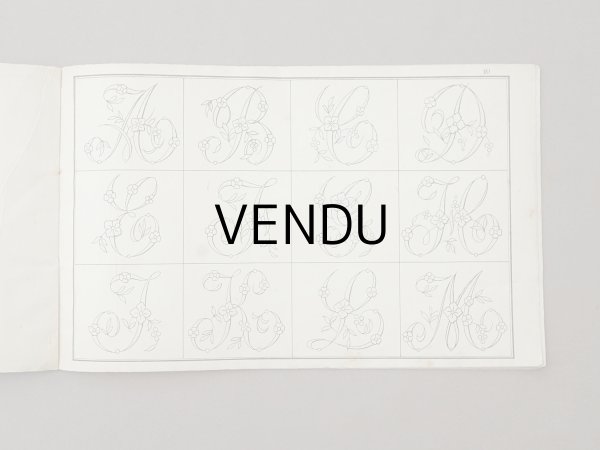画像9: アンティーク アルファベットの刺繍図案帳 草花 N 97 ALPHABETS VARIES - N.ALEXANDRE&CIE. MAURICE LAJEUNESSE SUCCR. - (9)