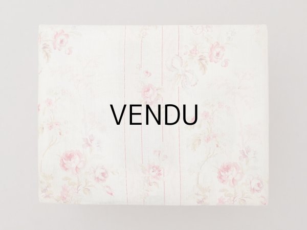 画像2: ＊蚤の市＊アンティーク 薔薇模様&水色のリボン カルトナージュボックス  (2)