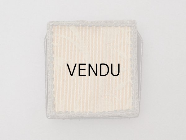 画像3: 【15周年セール対象外】アンティーク チョコレートボックス ロココトリム&ロココモチーフ シルク製  (3)