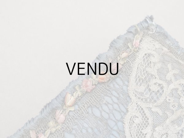 画像8: 【セール対象外】【クーポン対象外】アンティーク シルク製 ロココモチーフ&ロココトリム 大きなカルトナージュボックス 37×24×6.5cm (8)