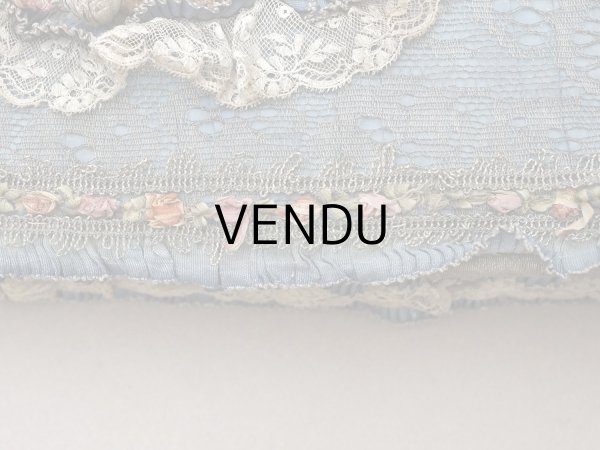 画像13: 【セール対象外】【クーポン対象外】アンティーク シルク製 ロココモチーフ&ロココトリム 大きなカルトナージュボックス 37×24×6.5cm (13)