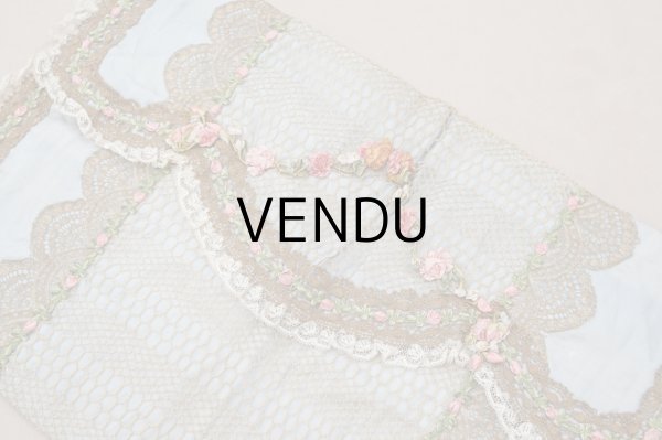 画像4: 【セール対象外】【クーポン対象外】アンティーク シルク製 ポシェット ロココトリム＆モチーフ スモーキーブルー ランジェリーケース  (4)