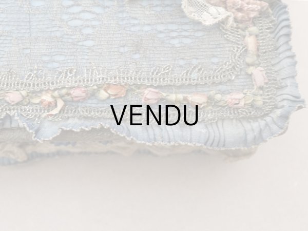 画像14: 【セール対象外】【クーポン対象外】アンティーク シルク製 ロココモチーフ&ロココトリム 大きなカルトナージュボックス 37×24×6.5cm (14)