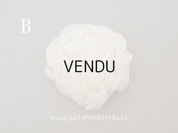 画像6: ＊蚤の市＊アンティーク シルクシフォン 薔薇の布花 アイボリー (6)