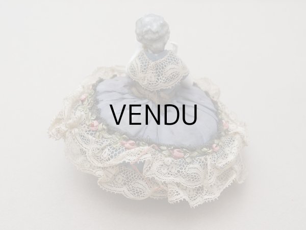 画像7: アンティーク 薔薇のロココトリム付 ピンクッション ハーフドール (7)