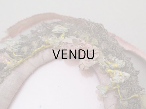 画像6: ＊蚤の市＊アンティーク フォトフレーム ロココモチーフ付き シルク製  (6)