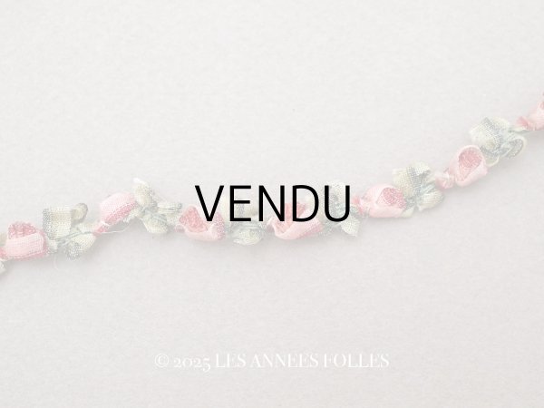 画像1: ＊蚤の市＊アンティーク とても小さな薔薇 ロココトリム シルク製 ロココリボン ピンク＆レッド (1)