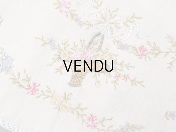 画像7: アンティーク シルク製 花かごのリボン刺繍入り ハンキーケース ハンカチ用ポシェット フラワーバスケット (7)