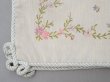 画像8: アンティーク シルク製 花かごのリボン刺繍入り ハンキーケース ハンカチ用ポシェット フラワーバスケット (8)