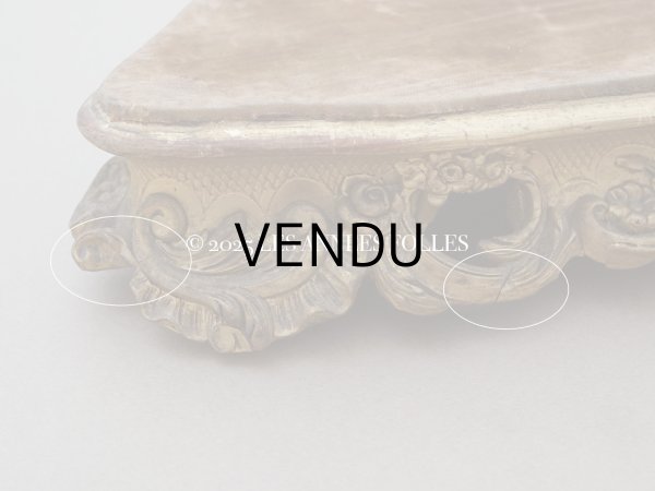 画像9: 19世紀 アンティーク ロカイユ装飾の台座 コーヒーブラウンのベルベット (9)