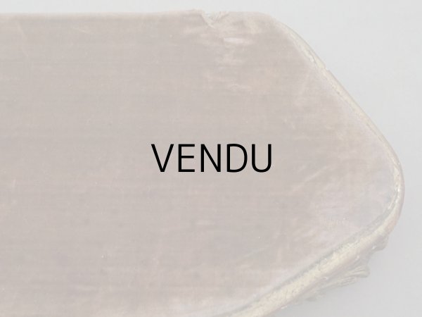 画像4: 19世紀 アンティーク ロカイユ装飾の台座 コーヒーブラウンのベルベット (4)