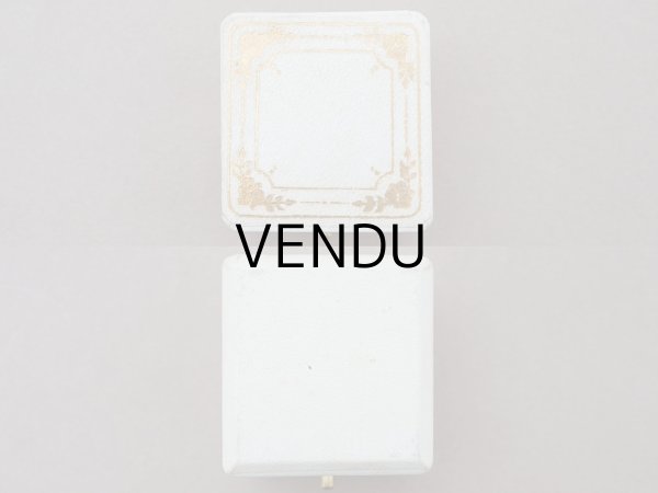 画像3: アンティーク 薔薇模様 リングケース ジュエリーボックス オフホワイト (3)