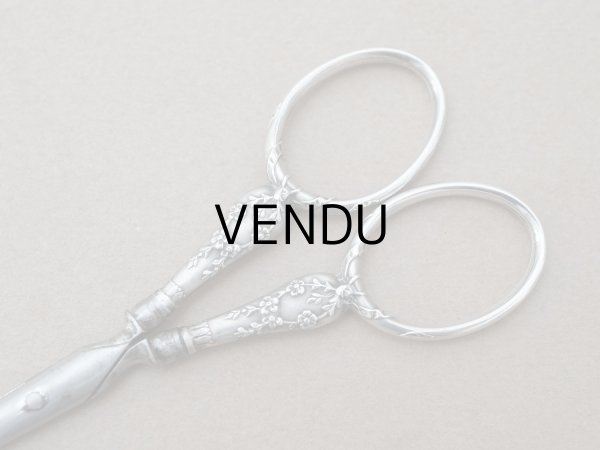 画像10: アンティーク シルバー製 リボン＆花のガーランド ソーイングセット 裁縫道具 (10)