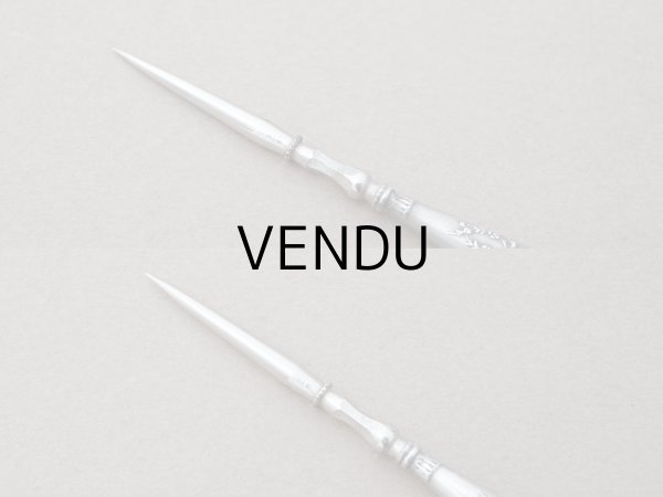 画像8: アンティーク シルバー製 リボン＆花のガーランド ソーイングセット 裁縫道具 (8)