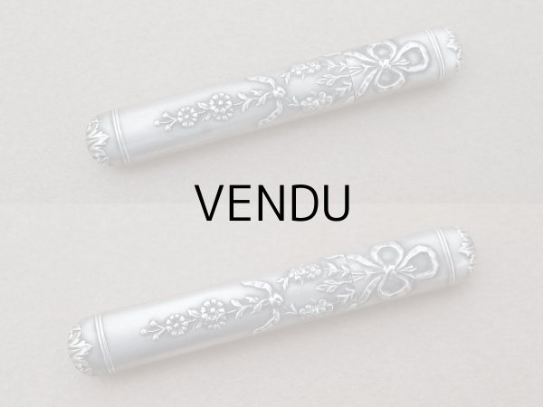 画像4: アンティーク シルバー製 リボン＆花のガーランド ソーイングセット 裁縫道具 (4)