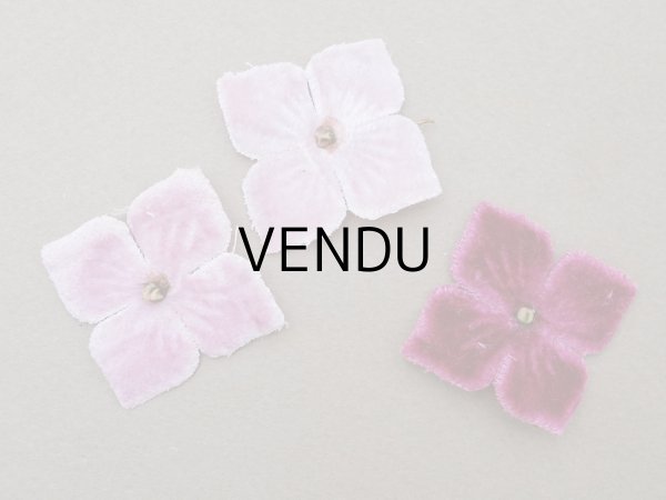 画像3: アンティーク 布花材料 ベルベットの花びら 花芯付き 10ピースのセット 約3cm 布花 ライラックピンク＆赤紫 (3)