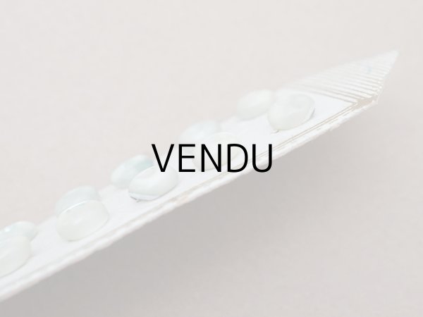 画像5: アンティーク マザーオブパール製 極小 ボタン 6mm 12ピース シェルボタン パウダーブルーグリーン (5)