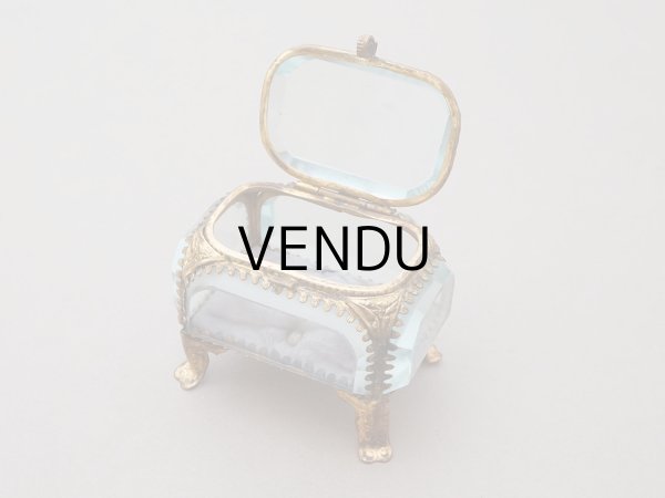 画像4: アンティーク ジュエリーボックス 薄紫 ラヴェンダーグレイのシルククッション  (4)