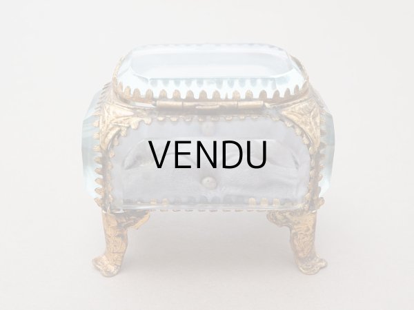 画像9: アンティーク ジュエリーボックス 薄紫 ラヴェンダーグレイのシルククッション  (9)