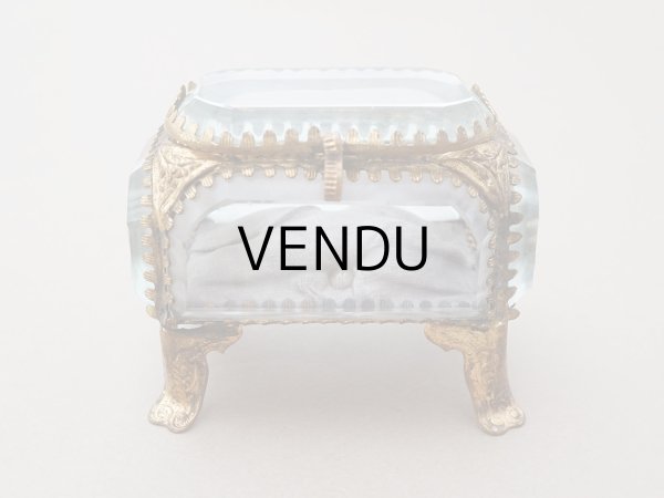 画像8: アンティーク ジュエリーボックス 薄紫 ラヴェンダーグレイのシルククッション  (8)