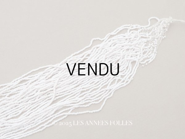 画像1: アンティーク シードビーズ パウダーピンク 1cm=10粒 キャビアビーズ マイクロビーズ (1)