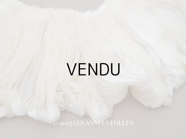 画像1: アンティーク シルクシフォンのプリーツ オフホワイト (1)