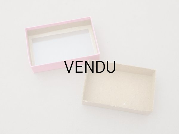 画像3: ＊蚤の市＊アンティーク ガラスの蓋の紙箱 ピンク (3)