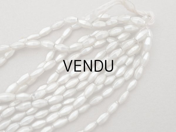 画像3: アンティーク スフレビーズ シルバー カット入り 3×5mm 約660ピースのセット 吹きガラス製 ビーズ  (3)