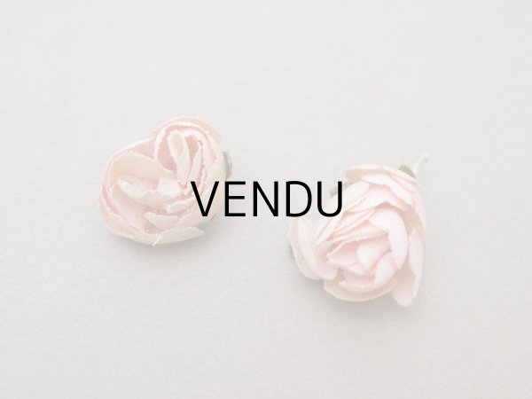画像3: アンティーク 小さな薔薇の布花 2ピースのセット ベビーピンク ドール用 (3)