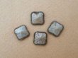 画像3: 19世紀 アンティーク シルク製 小さなくるみボタン グレイ 10mm 4ピースのセット (3)