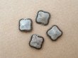 画像2: 19世紀 アンティーク シルク製 小さなくるみボタン グレイ 10mm 4ピースのセット (2)