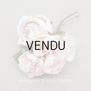 画像: アンティーク パウダーピンクの薔薇の布花 クウォーターロゼット咲き