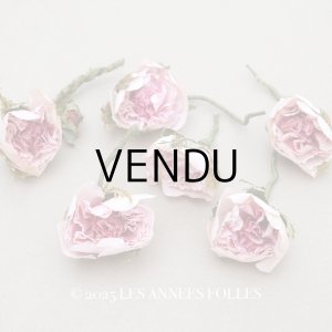 画像: アンティーク 小さな薔薇の布花 パウダーピンク ピース売り クウォーターロゼット咲き