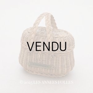 画像: アンティーク ドール用 パニエ LOURDES ルルドの泉のプレート付