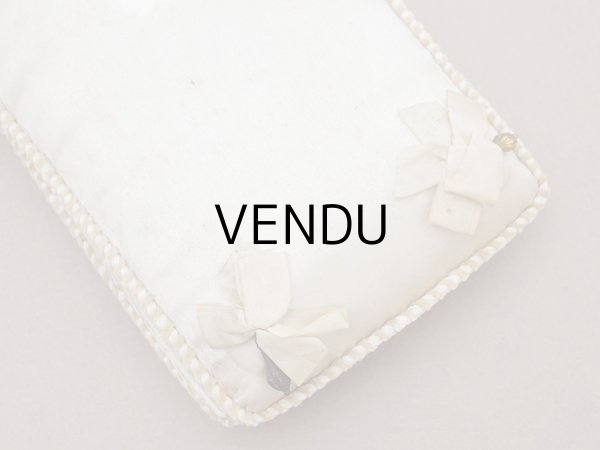 画像5: 1900年頃 アンティーク シルクサテンのボックス オフホワイト (5)