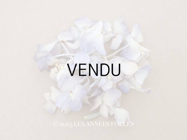 画像1: アンティーク 紫陽花の布花 淡い青紫  (1)