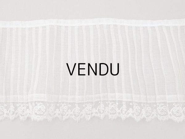 画像6: 1900年頃 アンティーク 幅広 ドレスの裾  レース付き プリーツ 3m 幅19.5cm コットンオーガンジー ドレスパーツ (6)