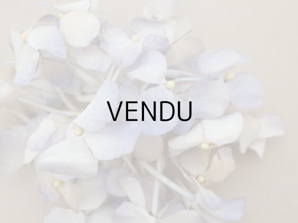 画像2: アンティーク 紫陽花の布花 淡い青紫  (2)